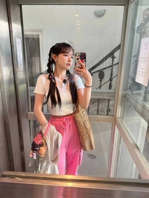 亚洲熟妇老熟女高清av的相关介绍