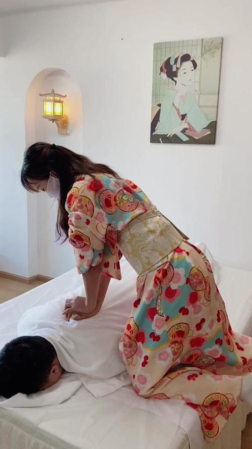 亚洲天堂久久视频的相关介绍