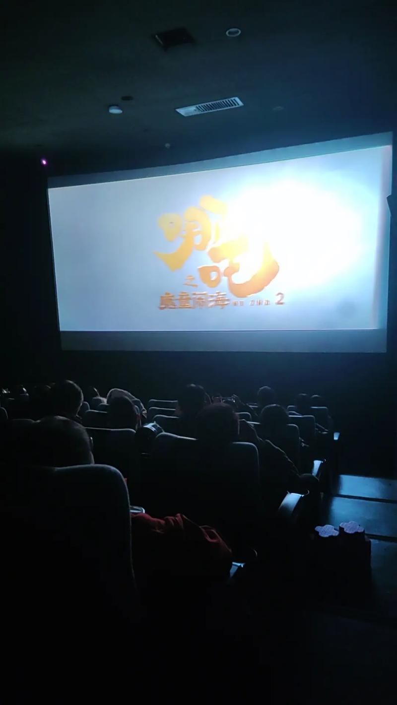 日本东京女大学生精油按摩的相关介绍
