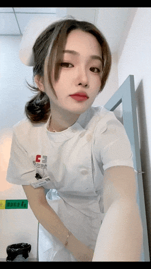 亚洲少妇中出的相关介绍