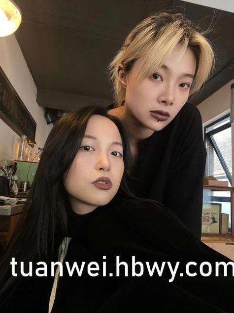 18岁以下禁止观看的网站在线观看的相关介绍