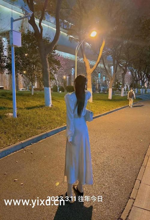 欧美老熟妇 xxx的相关介绍