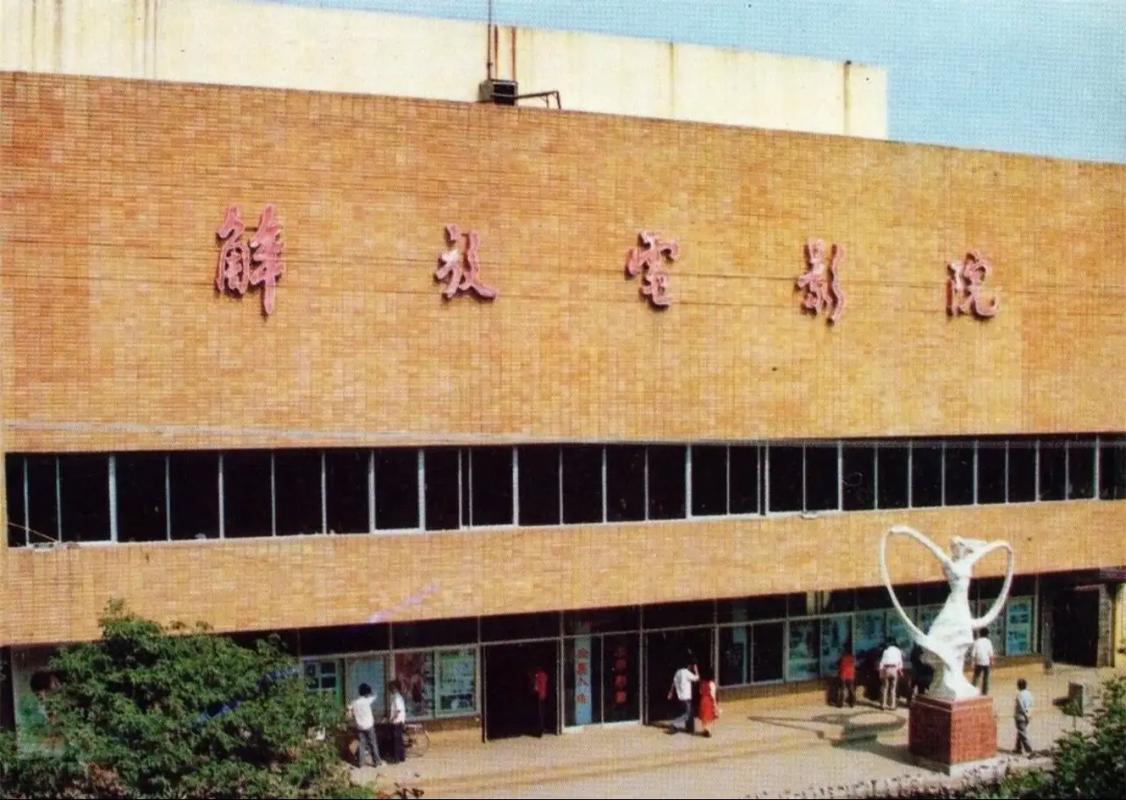 淫淫少妇av的相关介绍