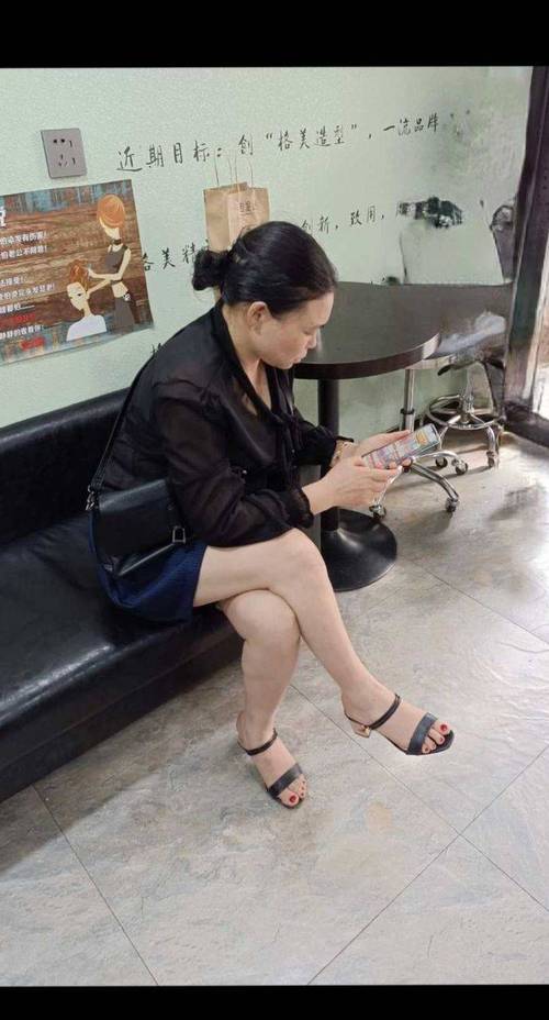 在线不卡丝袜av的相关介绍