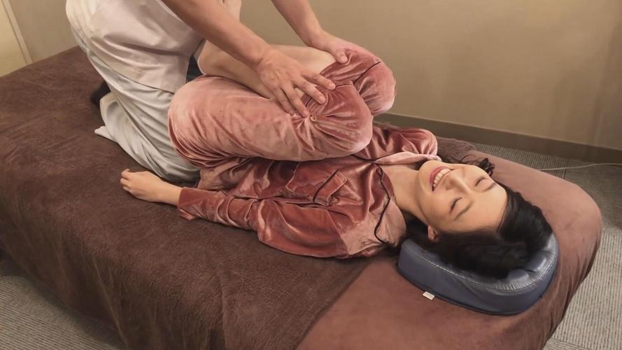 美女高潮白浆的相关介绍