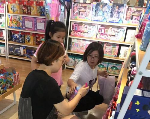 超碰人妻爱爱的相关介绍