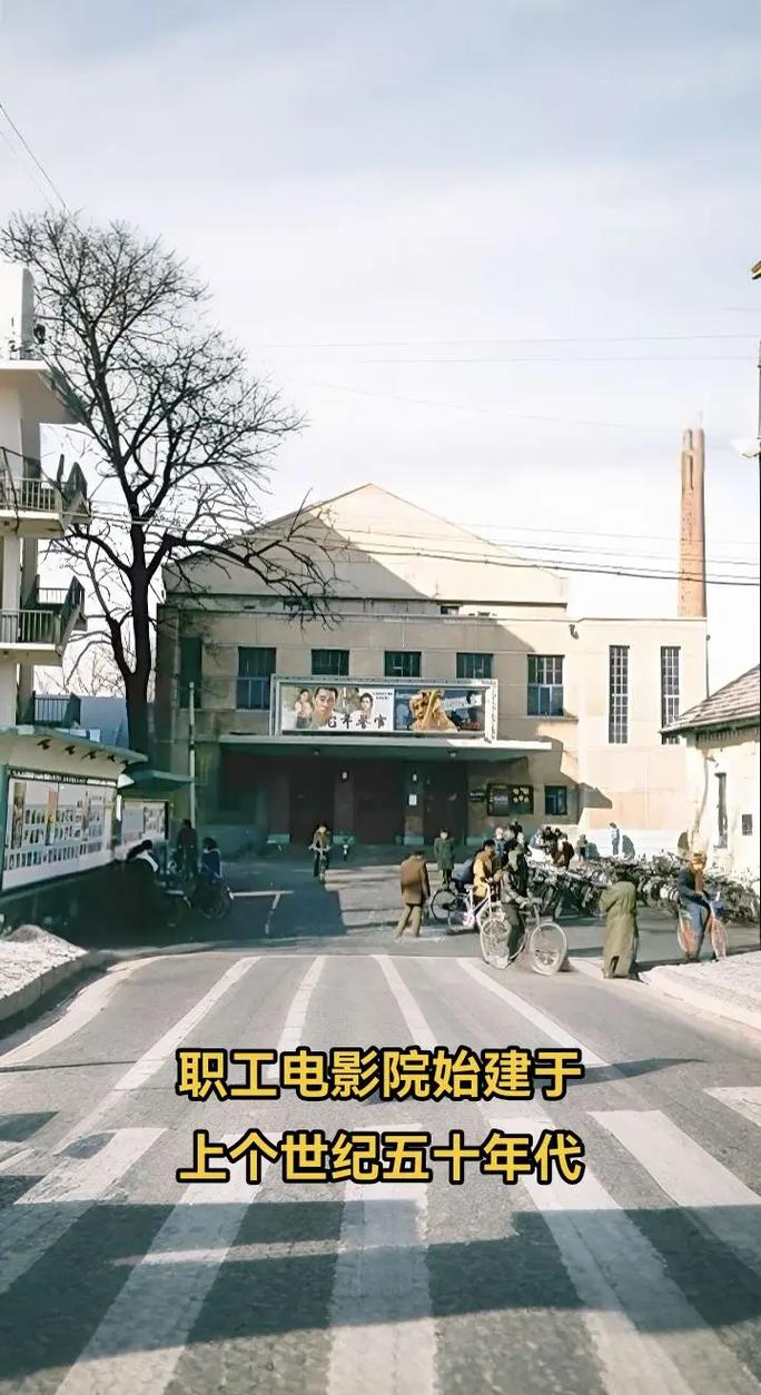 我要看黑丝黄片的相关介绍