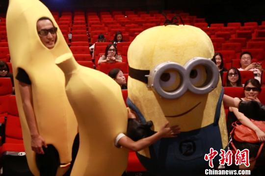 女秘书的性职业诱惑的相关介绍