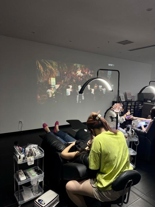 女生内裤有点黄色分泌物的相关介绍