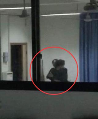 美女很黄很色国产av的相关介绍