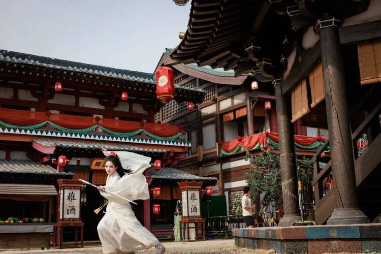 国产女人av一级免费的相关介绍